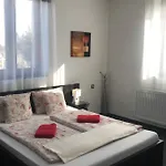 Bocskai Domb Vendeghaz בית הארחה Nagykallo