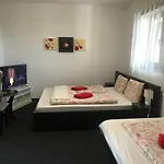 Bocskai Domb Vendeghaz 3*